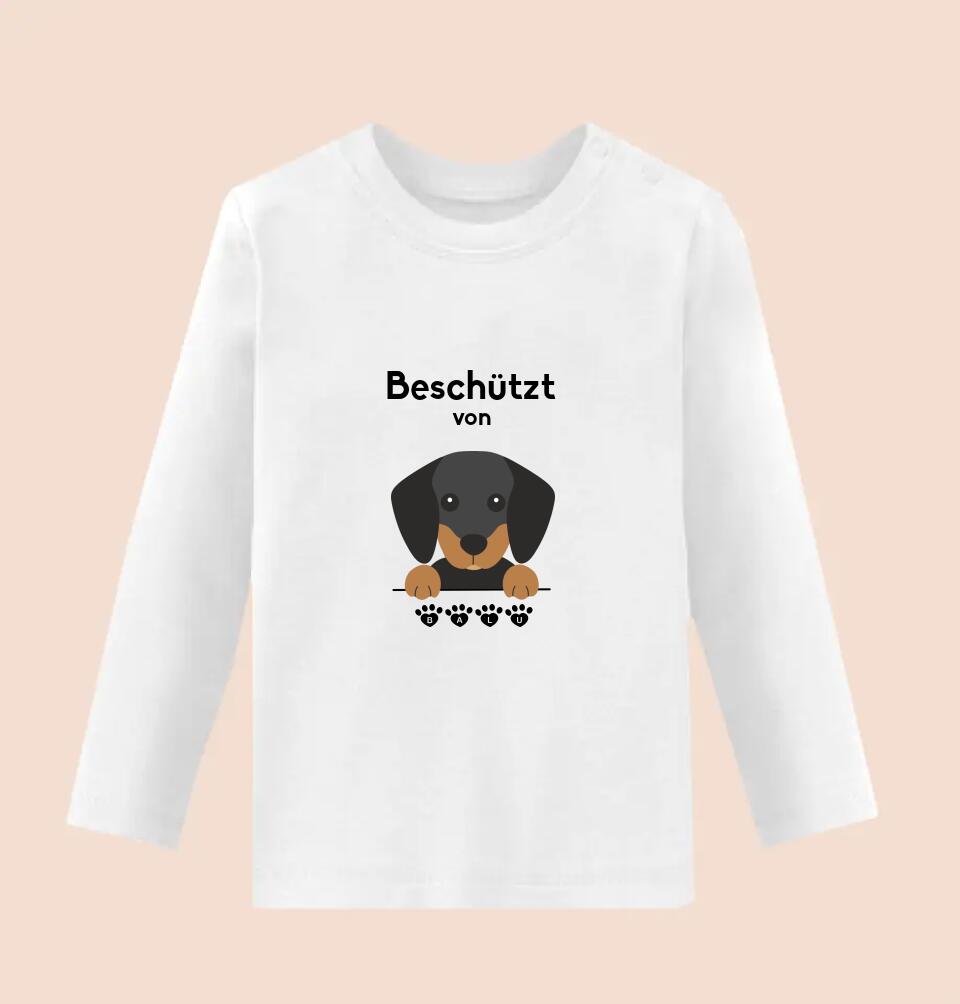 BESCHÜTZT VON - DEIN HUND - Personalisierbarer Longsleeve